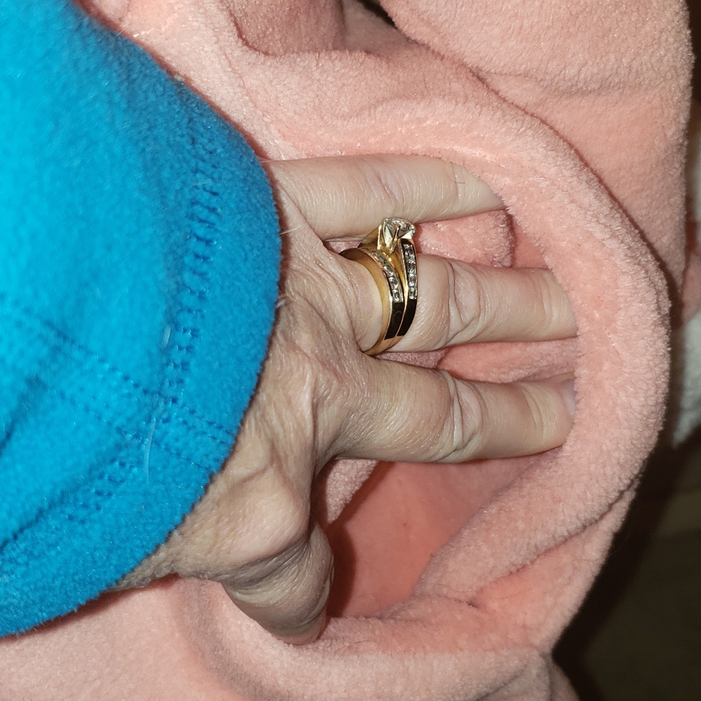 Practically New Very Warm Sherpa Robe - image 5